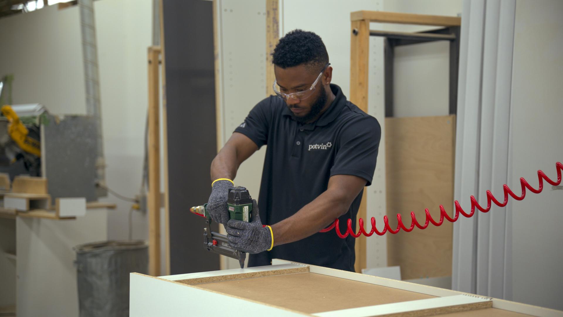 Cabinet technician assembling
