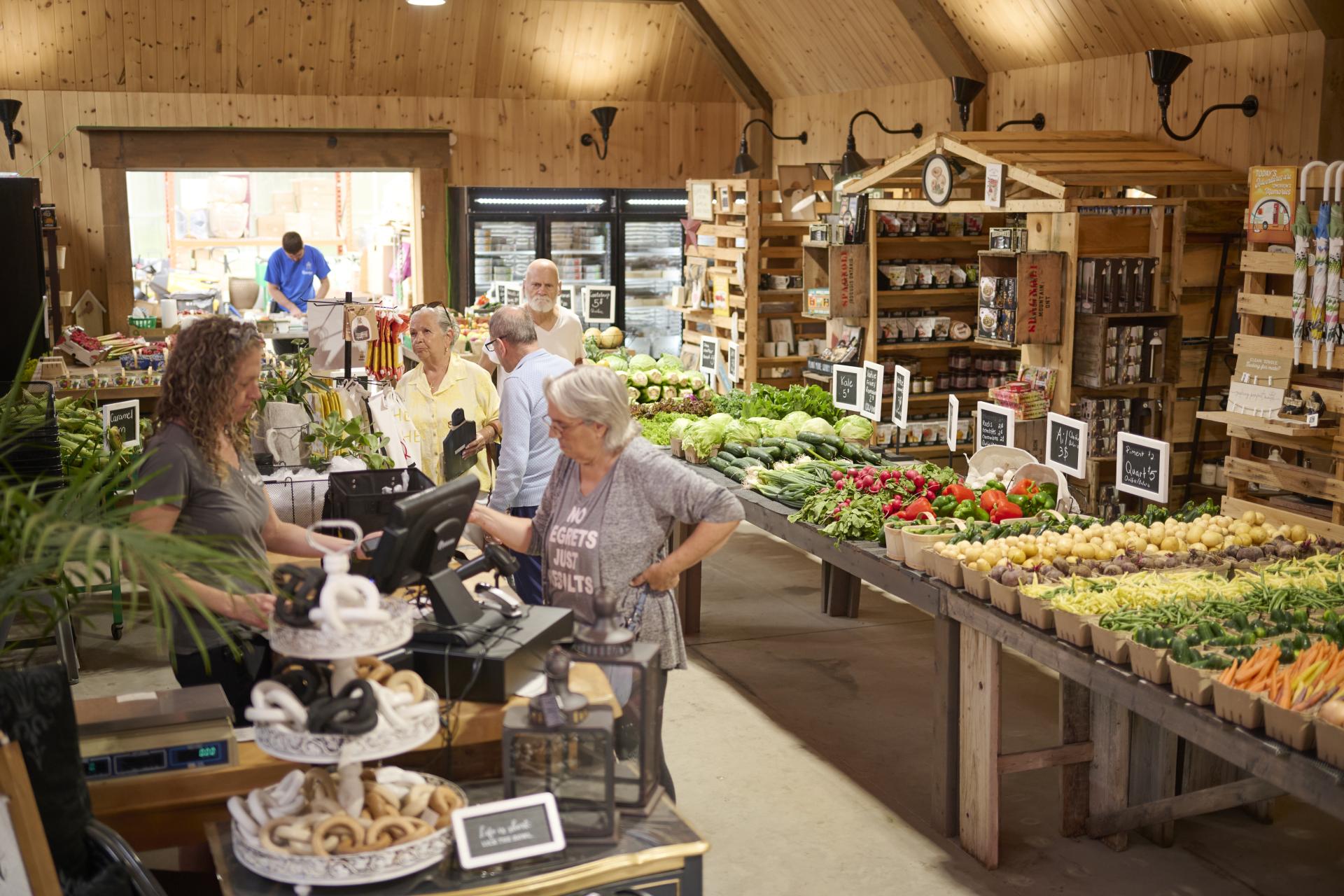 Indoor farmers market